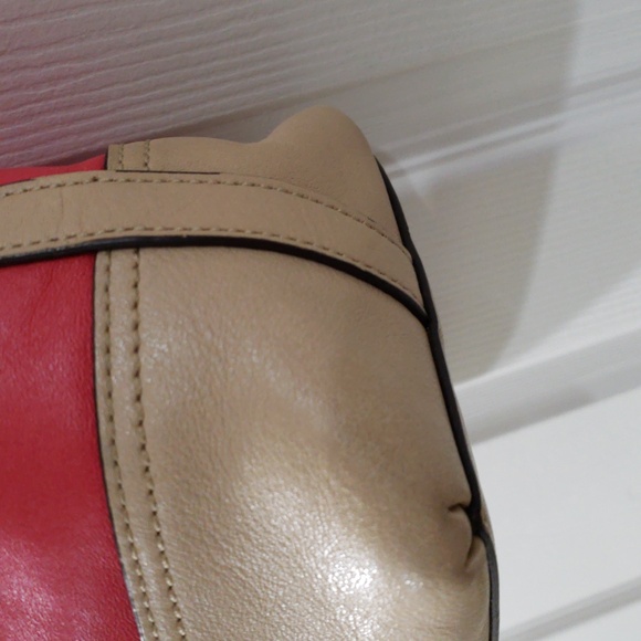 Coach Two-Tone Pink & Tan Leather Hobo Bag – Stylish Shoulder Purse - 11"x8"x4" - Picture 5 of 12